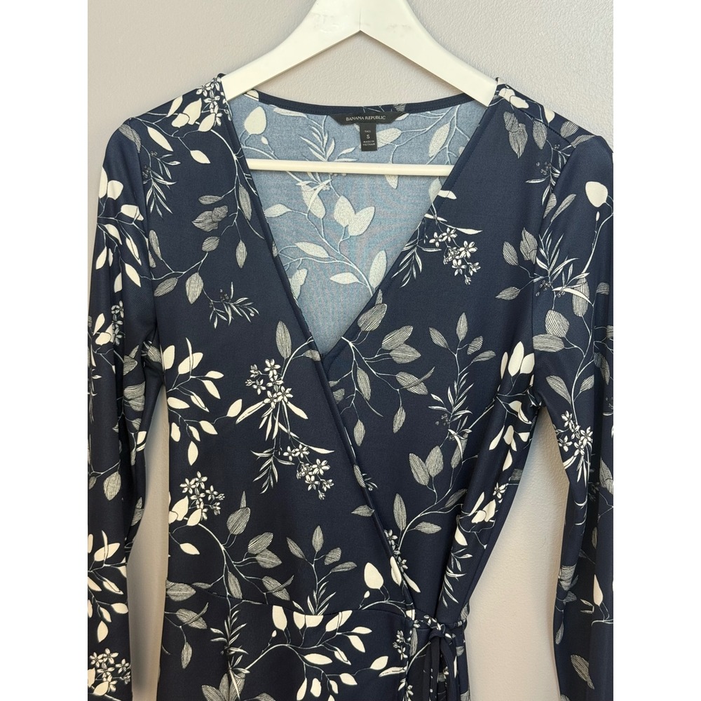 Banana Republic Wrap Dress Womens Small Tall Navy Blue Floral Long Sleeve Midi - Picture 3 of 11